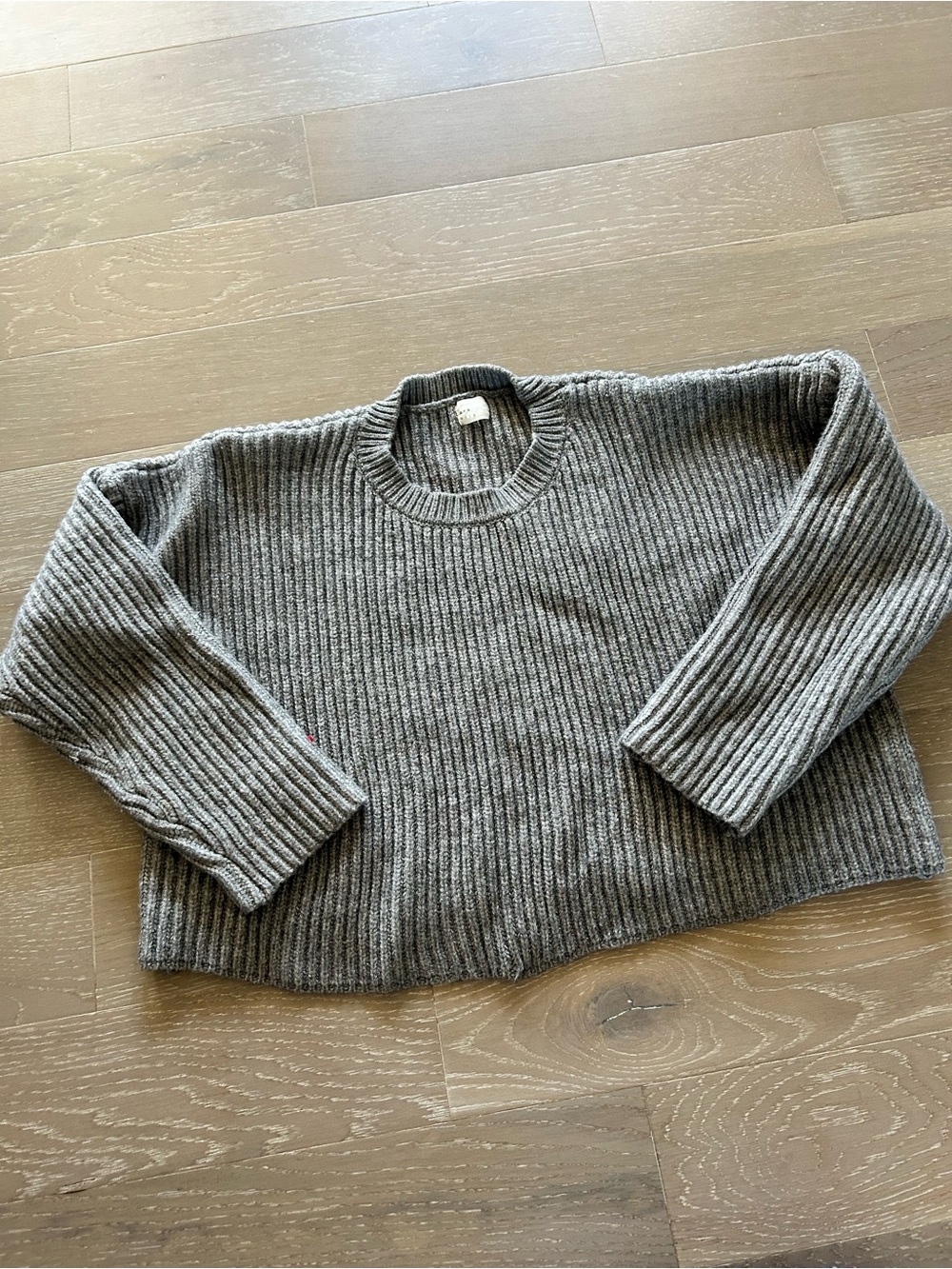 dee elly cozy Ribbed Crewneck Sweater - Gray